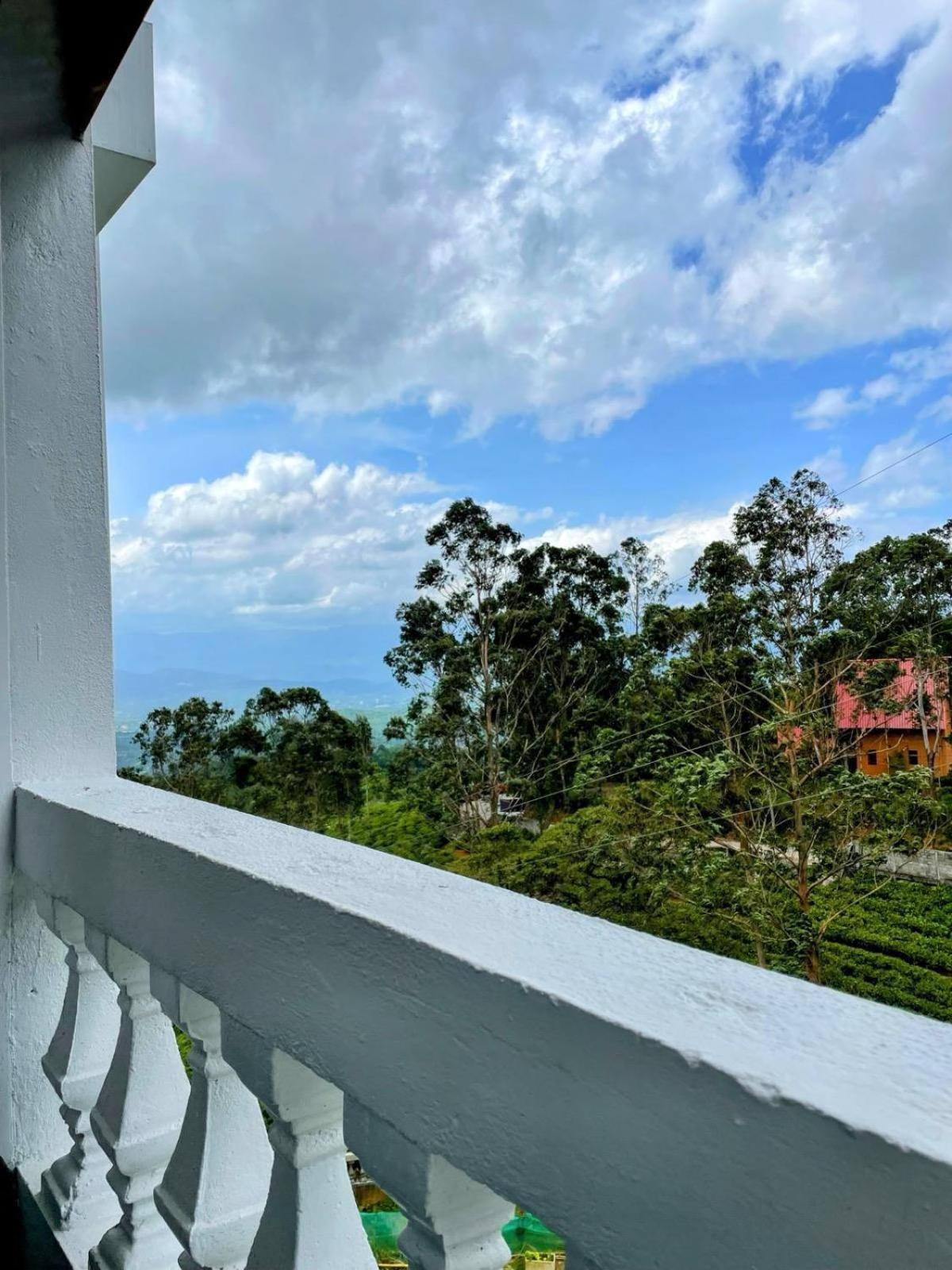 Bellwood Hills Resort & Spa Канді Екстер'єр фото